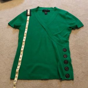 Cable & Gauge Tops - Super cute green vneck top in sweater material Cable & Gauge Tops - Super cute green vneck top in sweater material